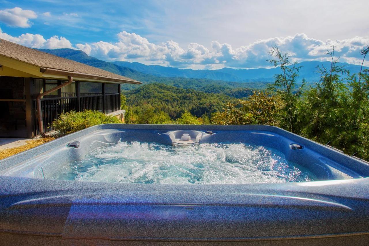 Leconte Mountain Breeze Gatlinburg Exterior photo